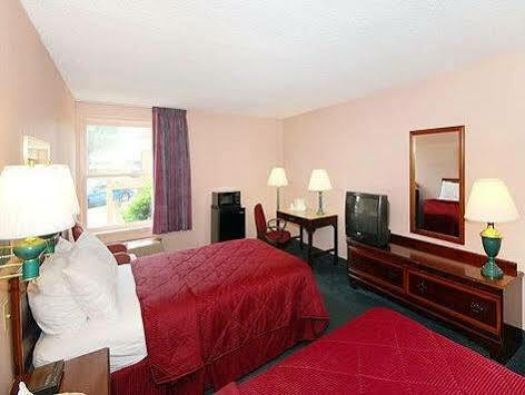 Inn Comfort Virginia Horse Center 2*